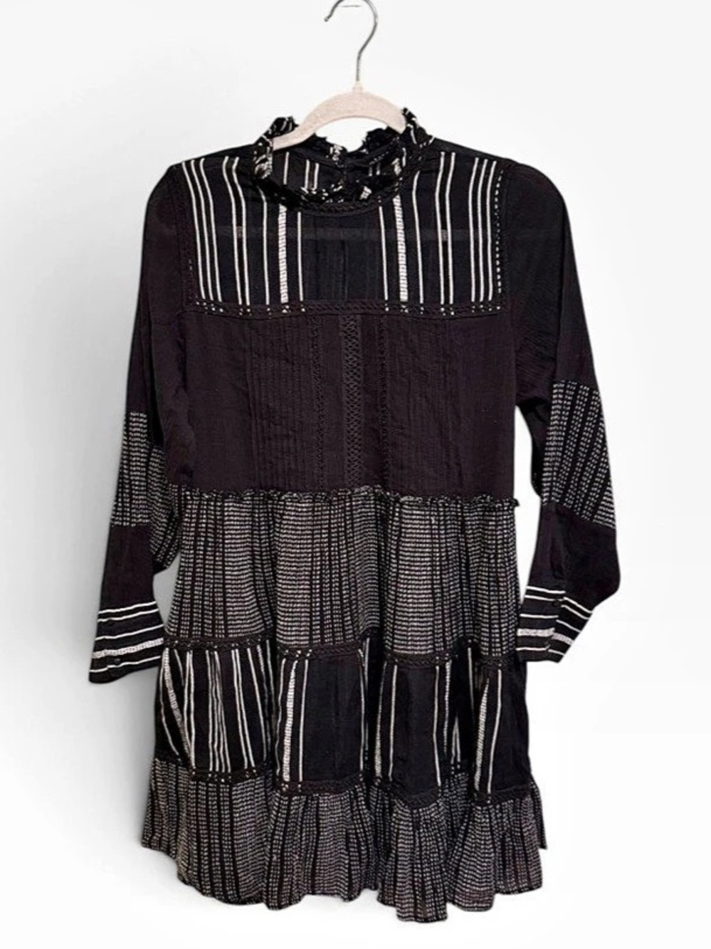 NWOT Zara Woman Black White Embroidered Tiered Boho Mini Dress Ruffle Neck M